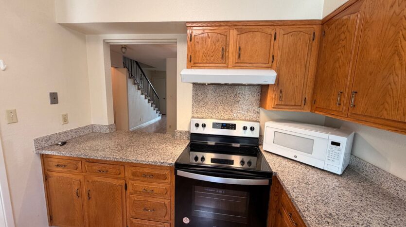 43160 Starr St - Fremont - California - 2 bed, 2.5 bath rental property