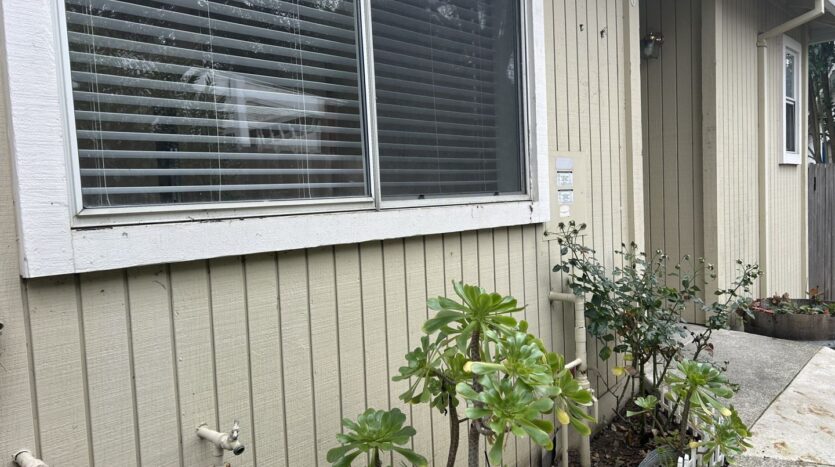 463 Coffield Ave - Napa - California - 2 bed, 1 bath rental property