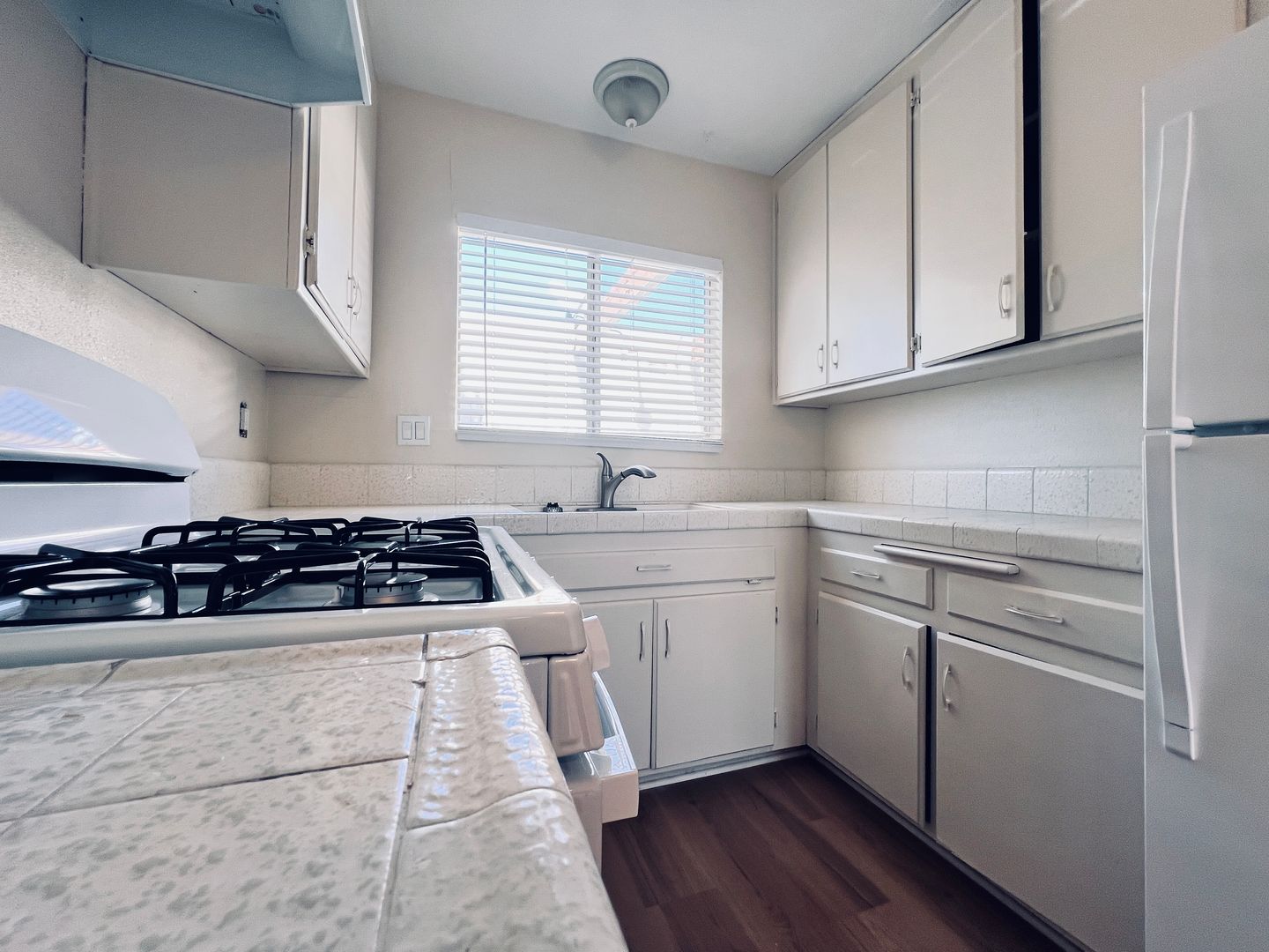 4665 Cherokee Avenue #10 - San Diego - California - 1 bed, 1 bath rental property