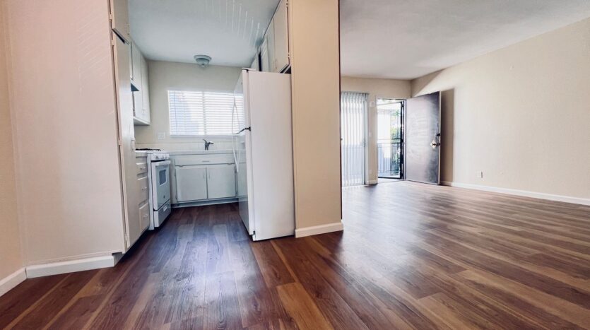 4665 Cherokee Avenue #10 - San Diego - California - 1 bed, 1 bath rental property