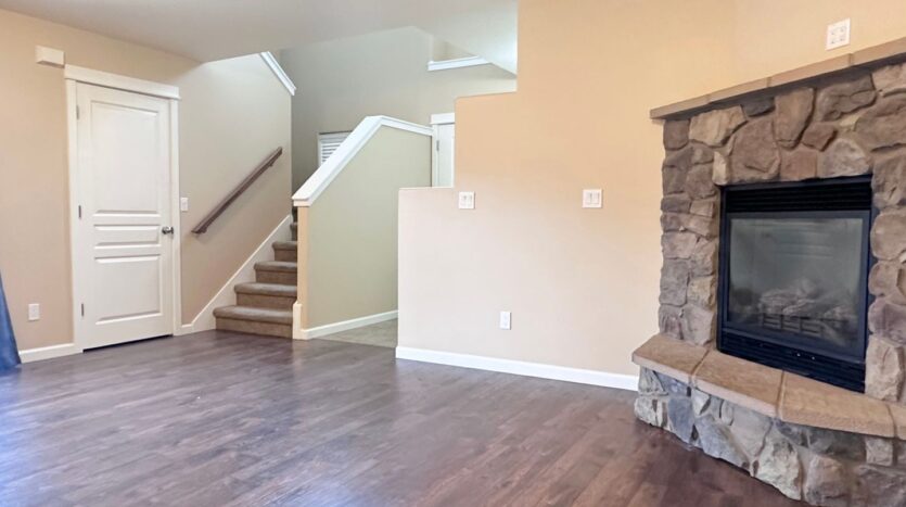 467 NW 27th St - Redmond - Oregon - 3 bed, 2.5 bath rental property