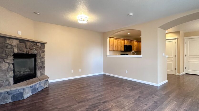 467 NW 27th St - Redmond - Oregon - 3 bed, 2.5 bath rental property