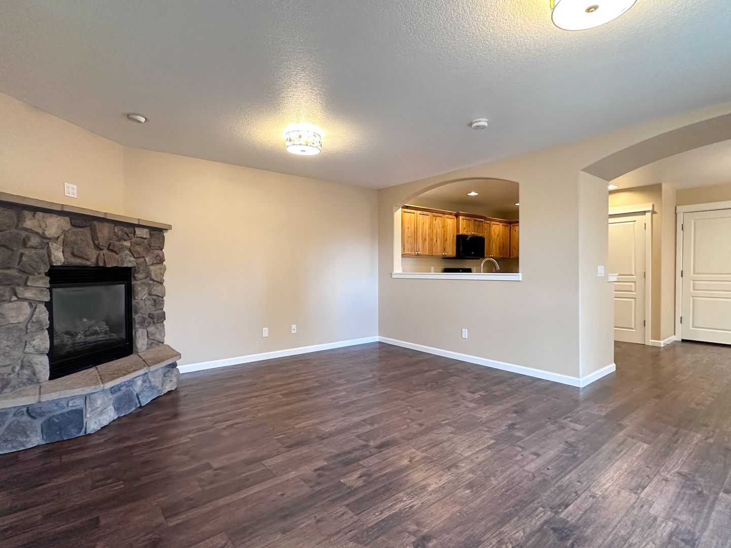 467 NW 27th St - Redmond - Oregon - 3 bed, 2.5 bath rental property