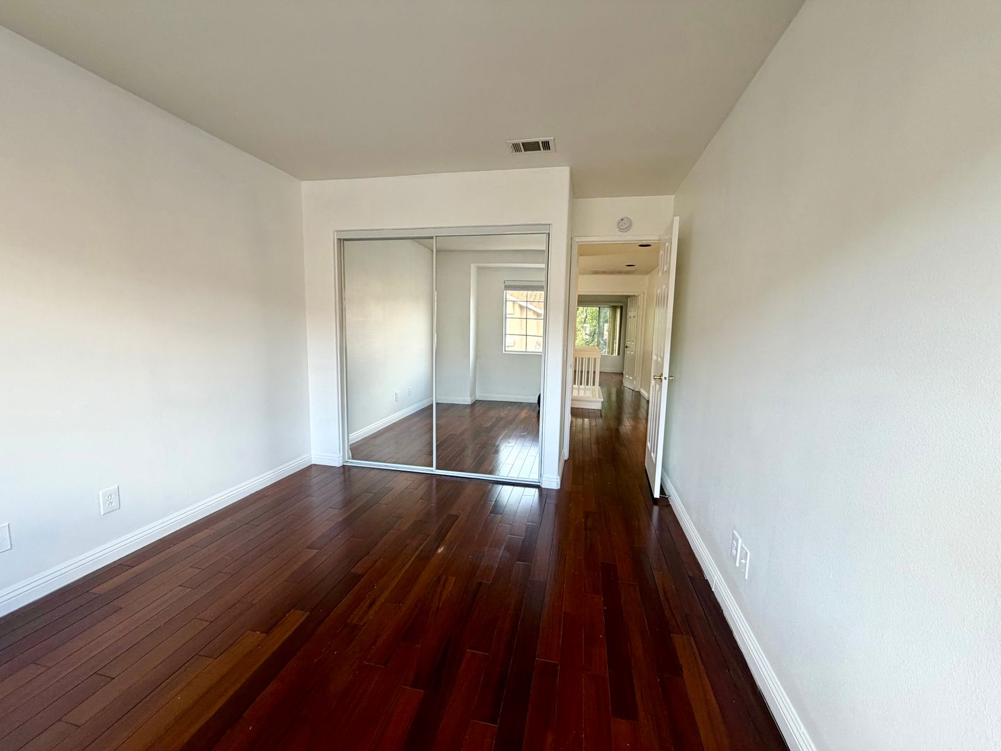 4905 Santo Dr - Oak Park - California - 3 bed, 2.5 bath rental property