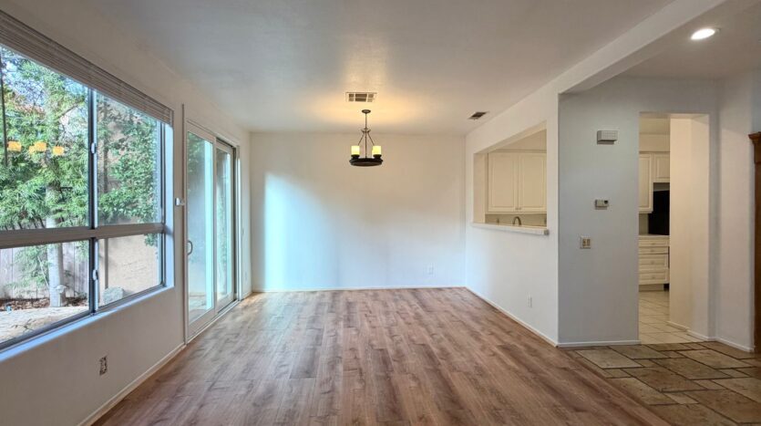 4905 Santo Dr - Oak Park - California - 3 bed, 2.5 bath rental property