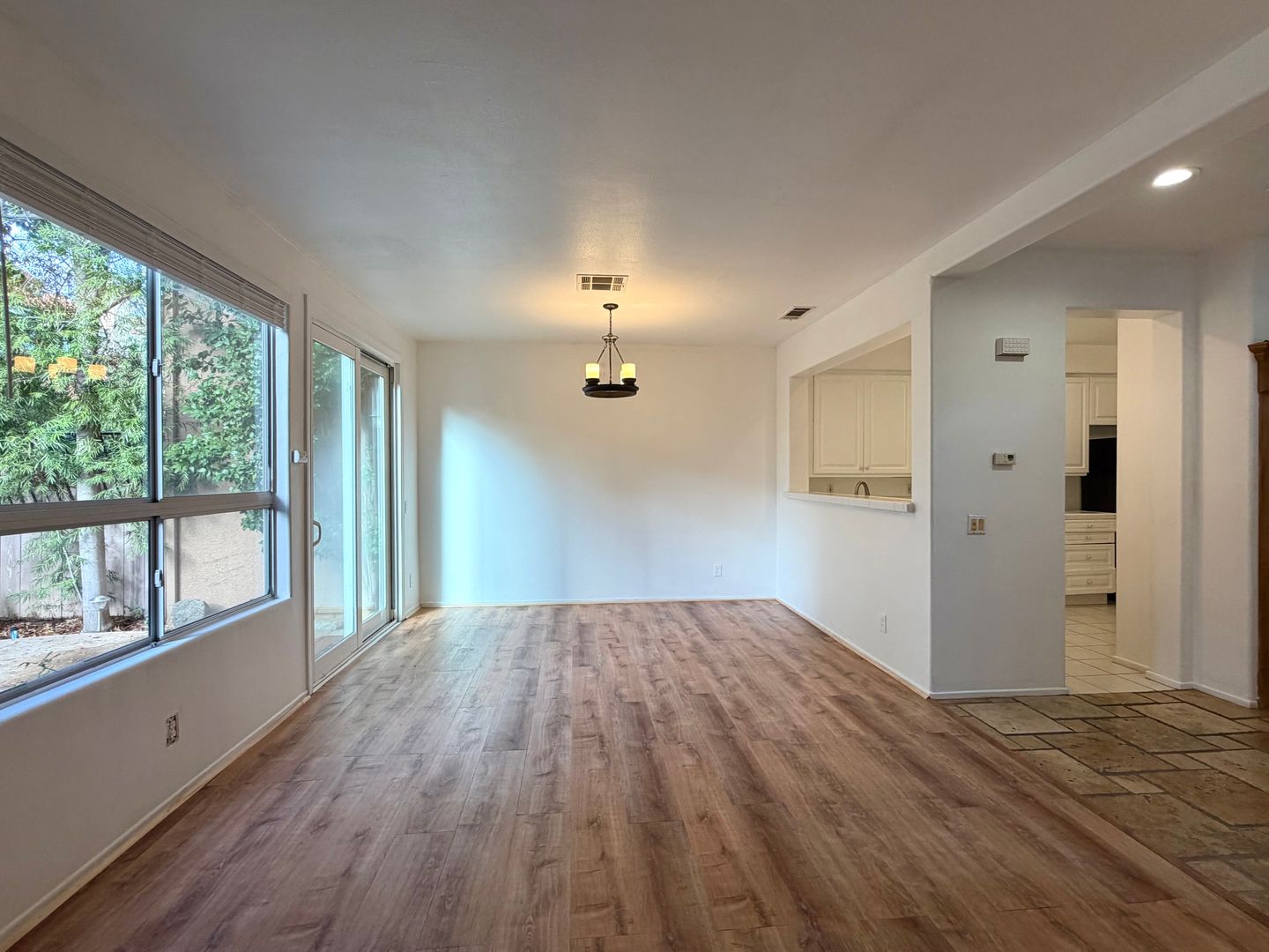 4905 Santo Dr - Oak Park - California - 3 bed, 2.5 bath rental property
