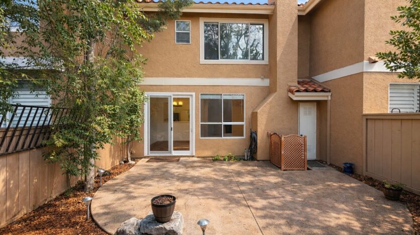 4905 Santo Dr - Oak Park - California - 3 bed, 2.5 bath rental property