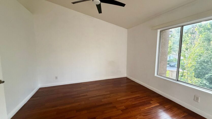 4905 Santo Dr - Oak Park - California - 3 bed, 2.5 bath rental property
