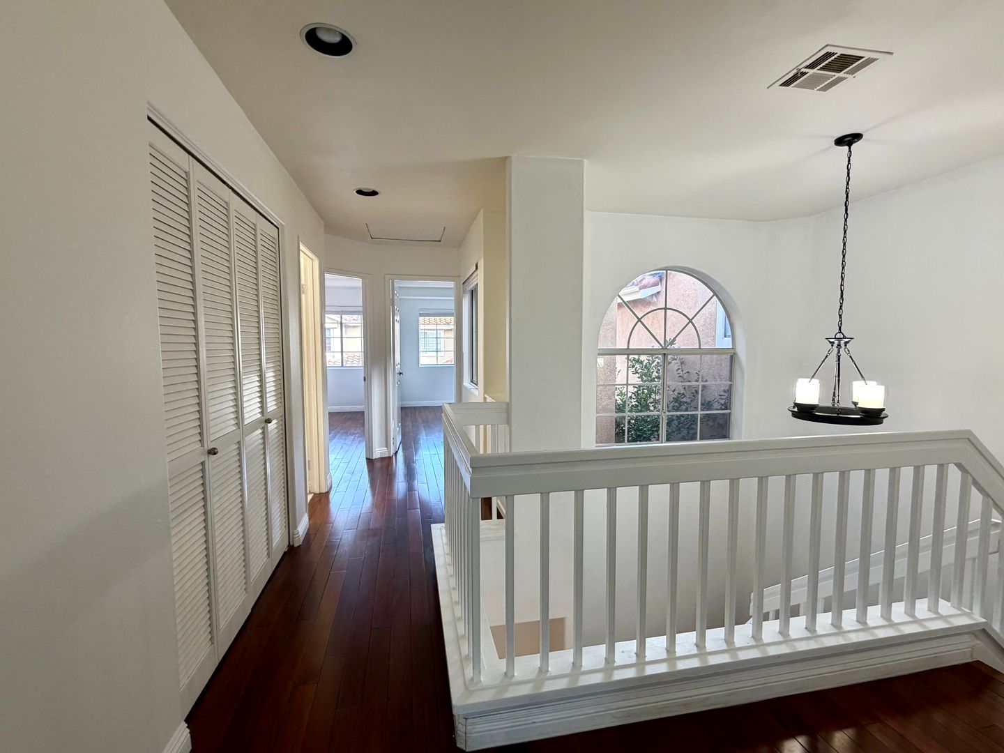 4905 Santo Dr - Oak Park - California - 3 bed, 2.5 bath rental property