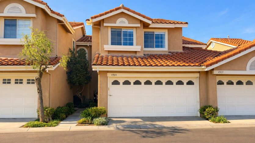 4905 Santo Dr - Oak Park - California - 3 bed, 2.5 bath rental property