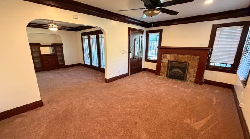 4914 10th Avenue - Los Angeles - California - 2 bed, 1 bath rental property