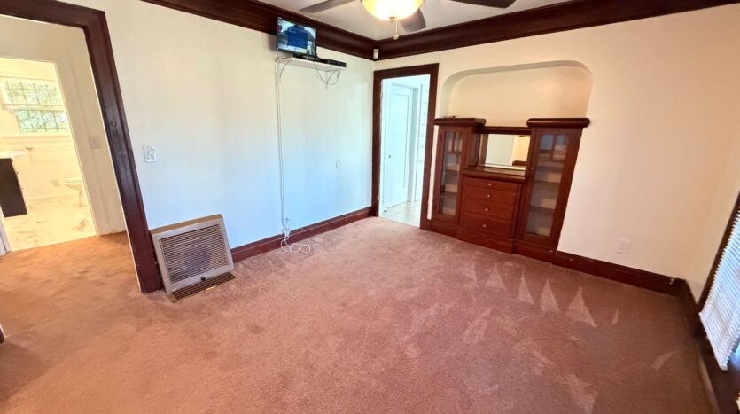 4914 10th Avenue - Los Angeles - California - 2 bed, 1 bath rental property