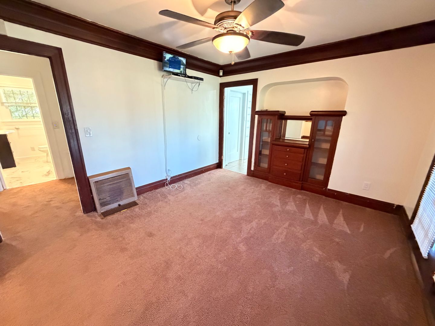 4914 10th Avenue - Los Angeles - California - 2 bed, 1 bath rental property