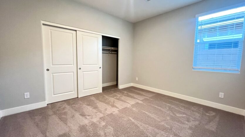 497 Chestnut Falcon ave - Henderson - Nevada - 4 bed, 3 bath rental property