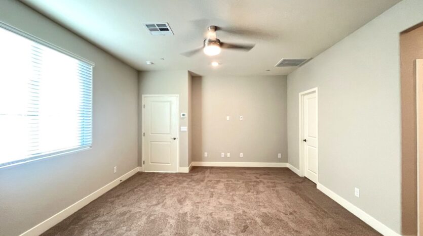 497 Chestnut Falcon ave - Henderson - Nevada - 4 bed, 3 bath rental property