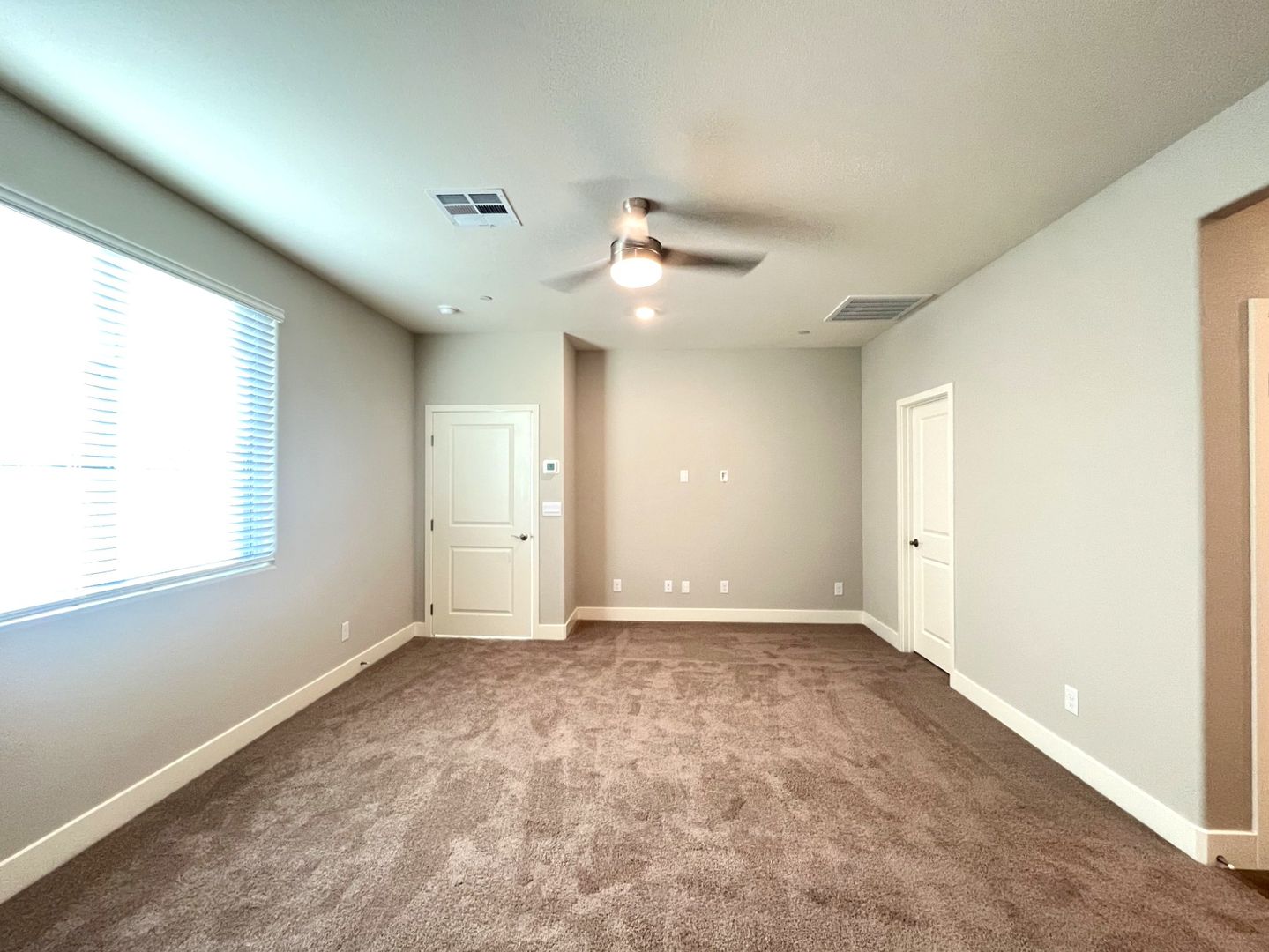 497 Chestnut Falcon ave - Henderson - Nevada - 4 bed, 3 bath rental property
