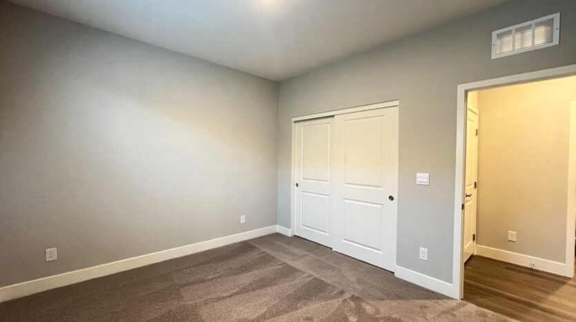 497 Chestnut Falcon ave - Henderson - Nevada - 4 bed, 3 bath rental property