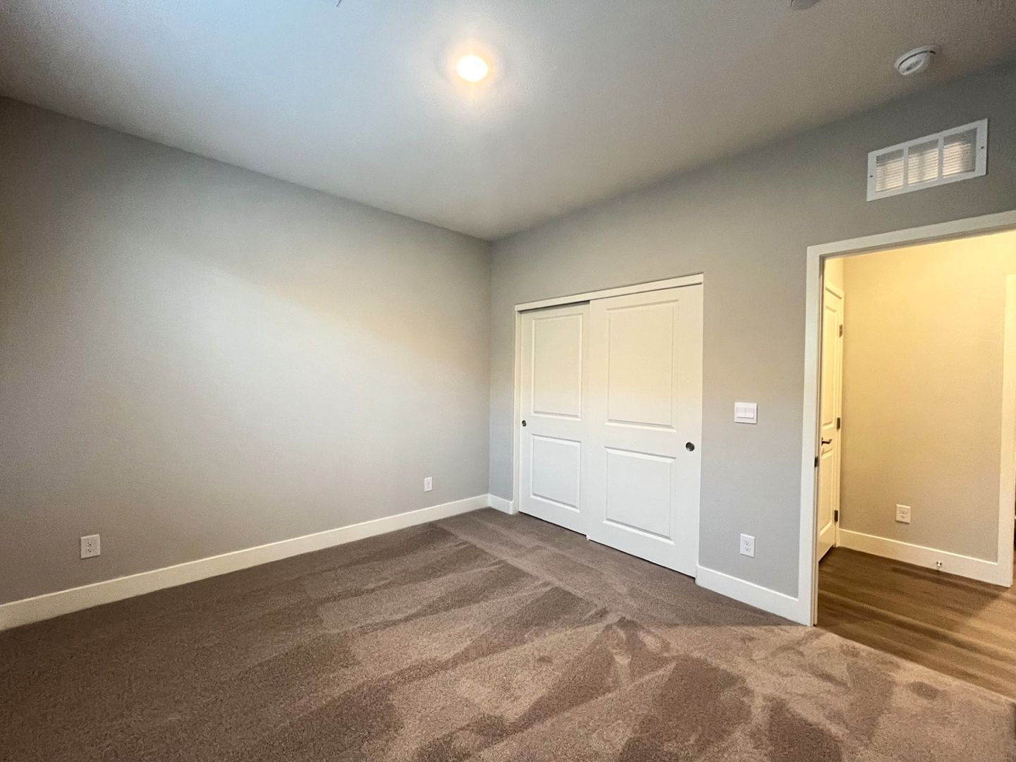 497 Chestnut Falcon ave - Henderson - Nevada - 4 bed, 3 bath rental property