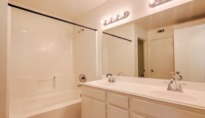 5025 Gavilan Way #48 - Oceanside - California - 2 bed, 2 bath rental property