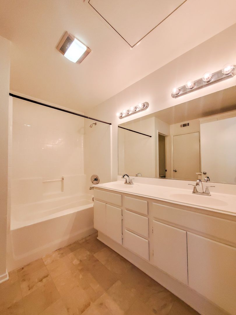 5025 Gavilan Way #48 - Oceanside - California - 2 bed, 2 bath rental property