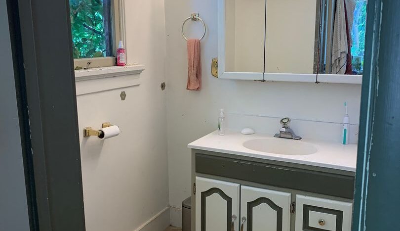 515 Carolina St - Bellingham - Washington - 5 bed, 1 bath rental property