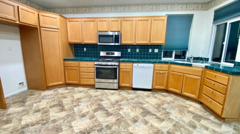 5364 Dresden Ct - Ventura - California - 3 bed, 2.5 bath rental property