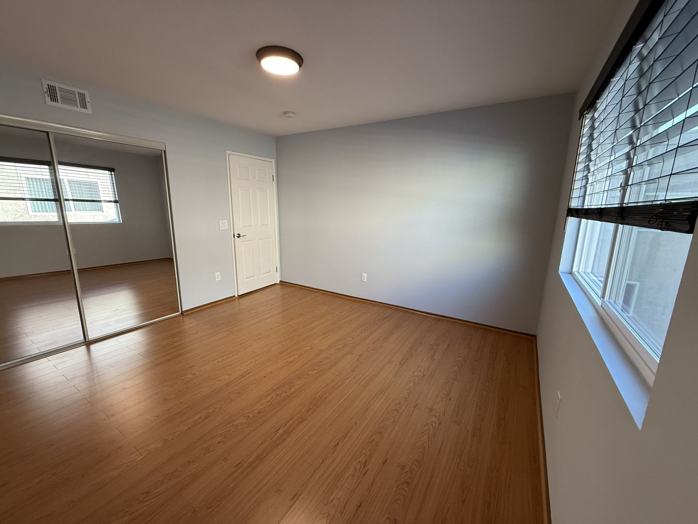 541 Burchett St - Glendale - California - 2 bed, 2.5 bath rental property