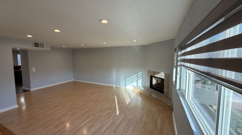 541 Burchett St - Glendale - California - 2 bed, 2.5 bath rental property