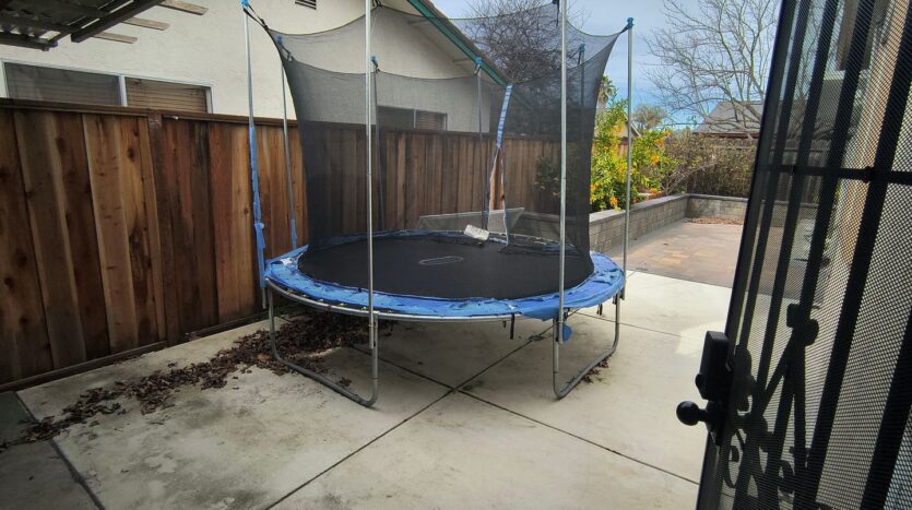 5438 Scenic Ave - Livermore - California - 4 bed, 2 bath rental property