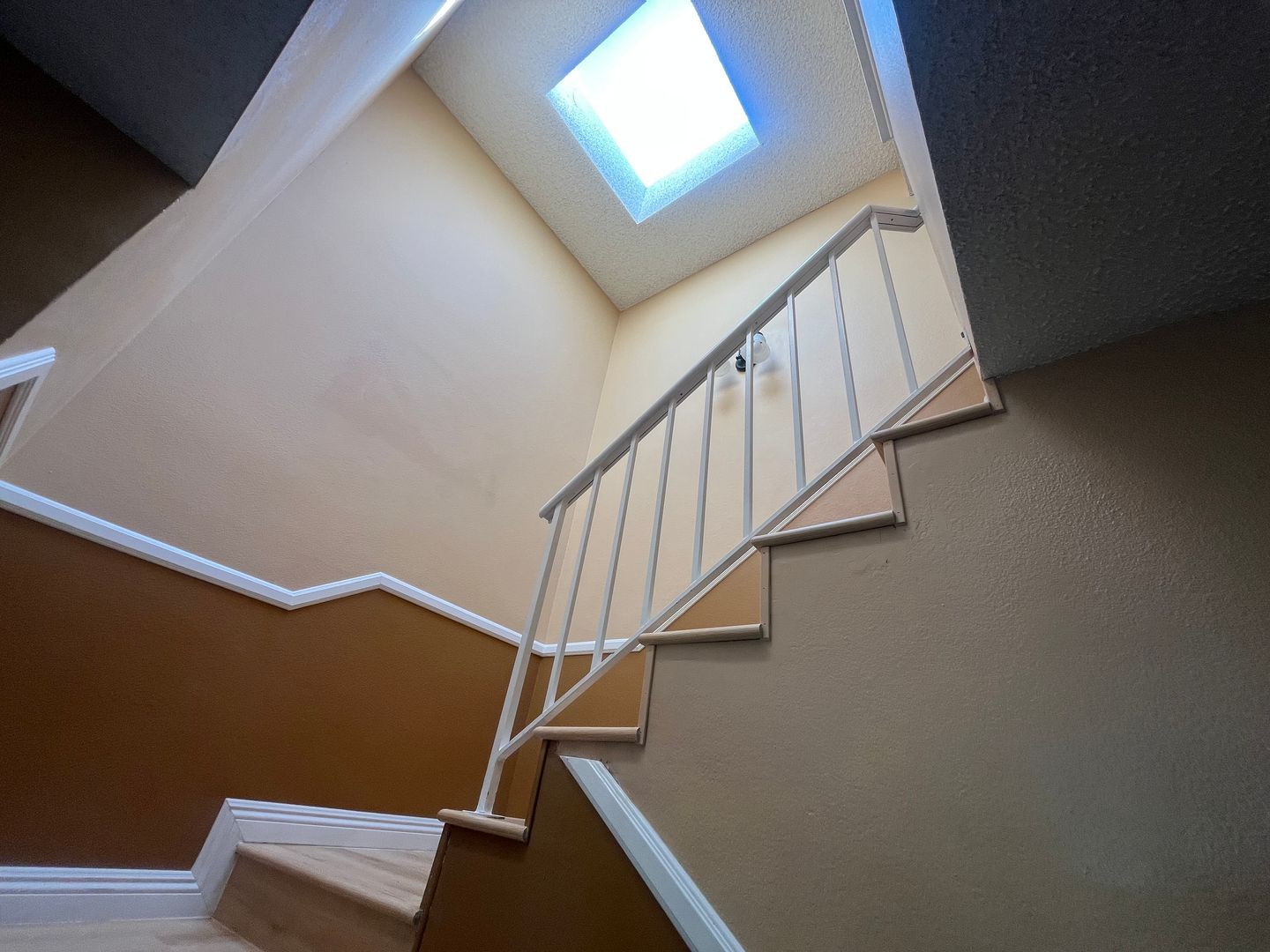 5444 Choctaw Ct - Chino - California - 2 bed, 3 bath rental property