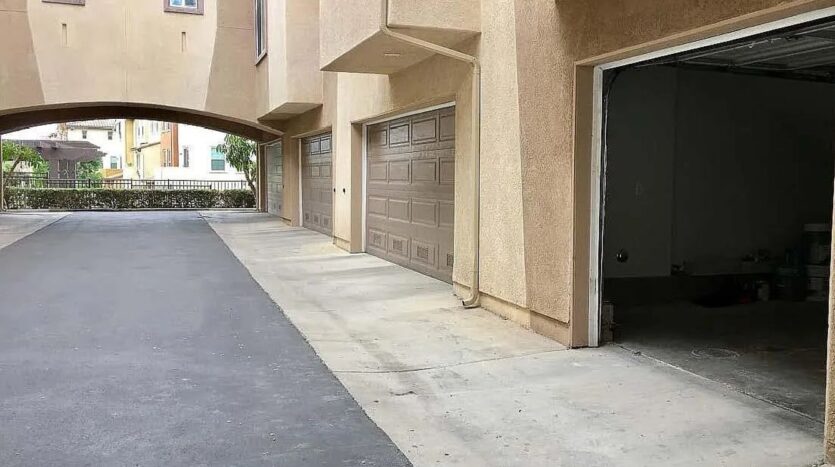 566 Almond Road - San Marcos - California - 2 bed, 3 bath rental property