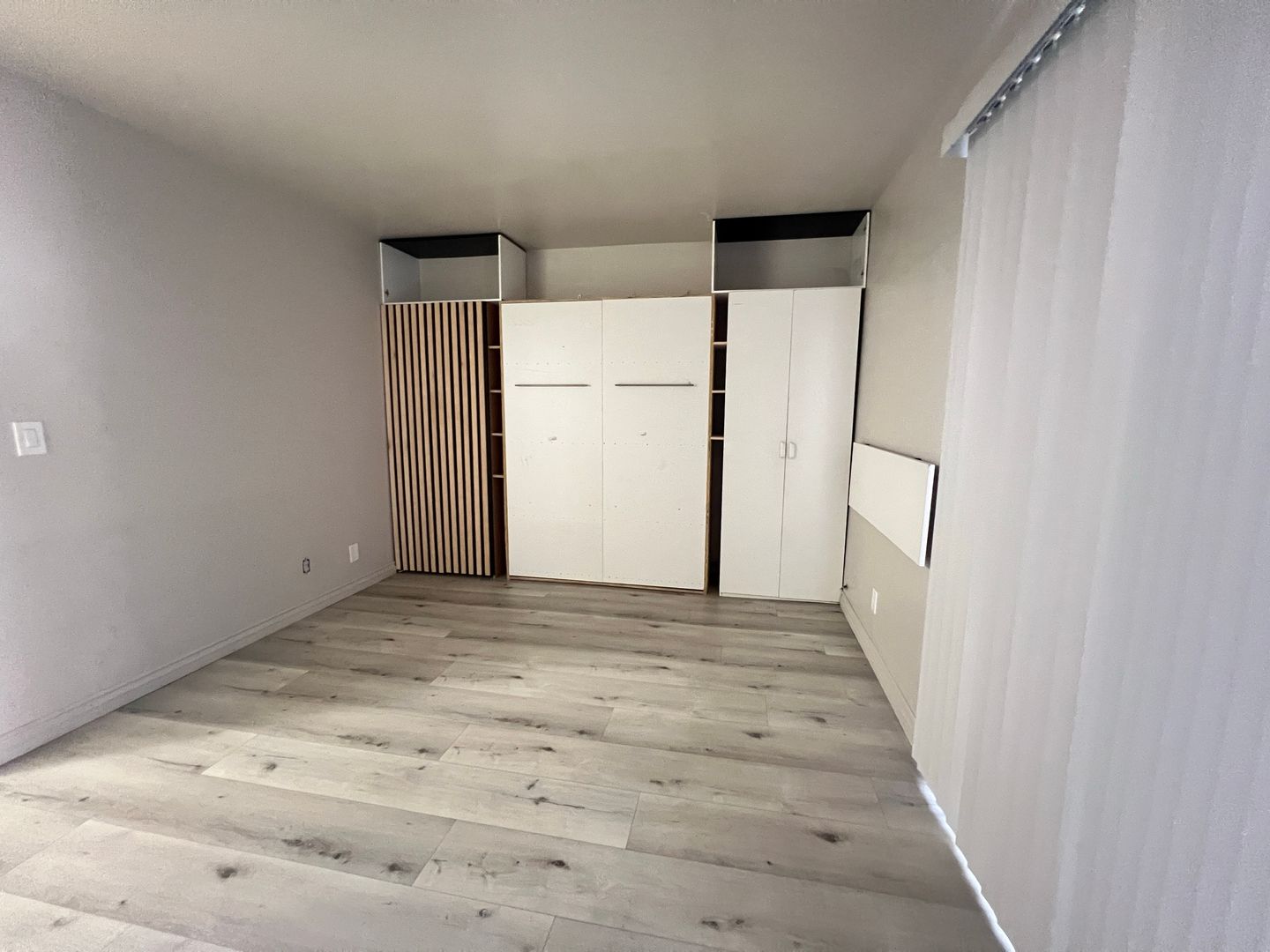 6020 Carmen Blvd - Las Vegas - Nevada - 1 bed, 1 bath rental property