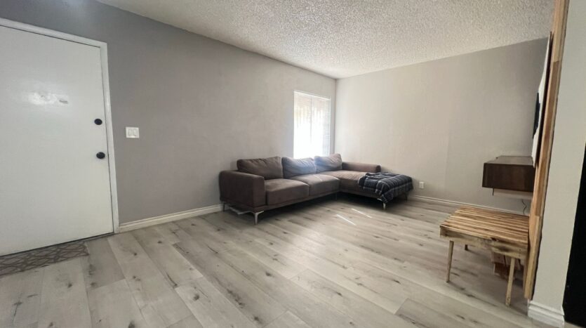 6020 Carmen Blvd - Las Vegas - Nevada - 1 bed, 1 bath rental property