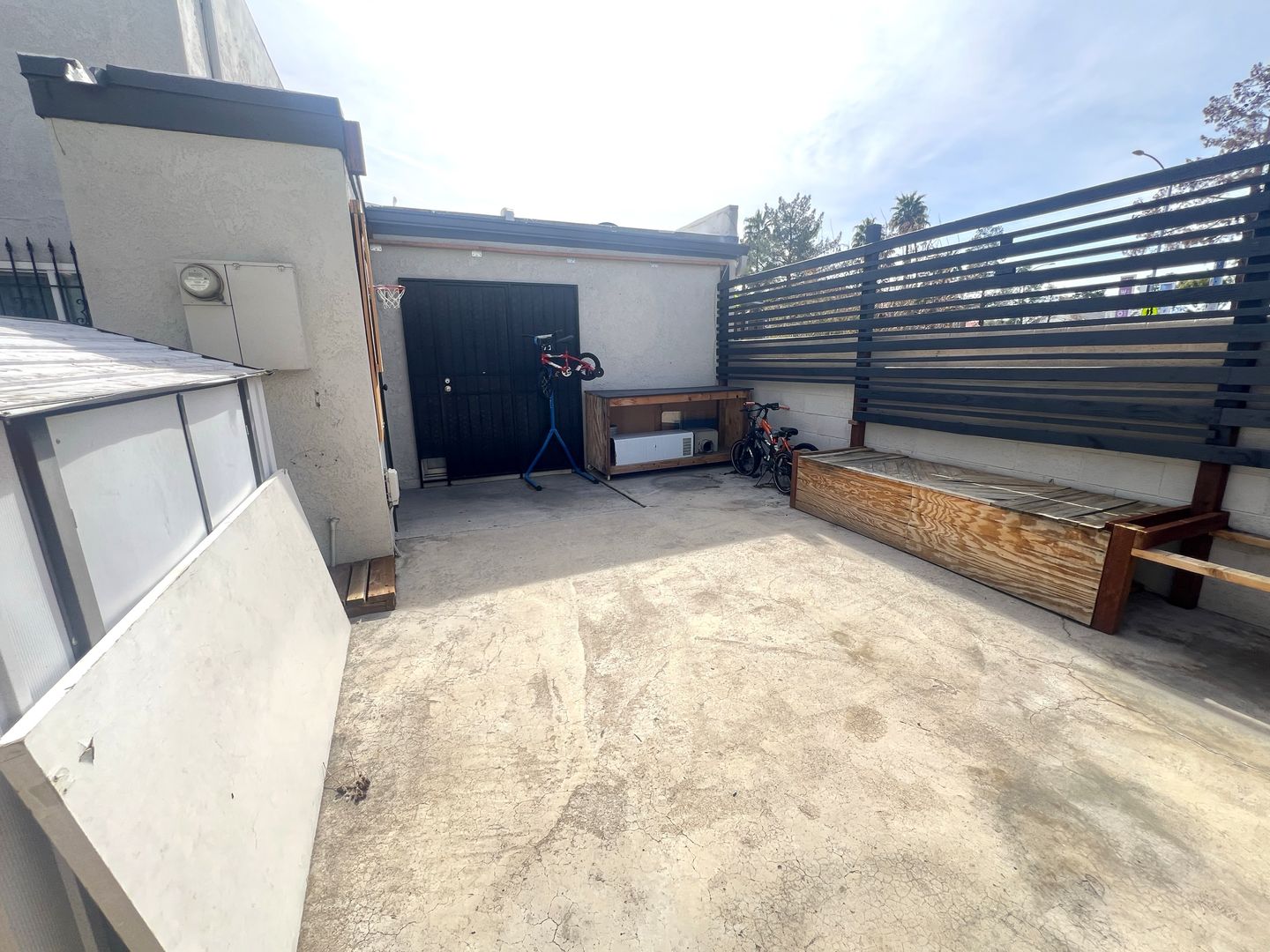 6020 Carmen Blvd - Las Vegas - Nevada - 1 bed, 1 bath rental property