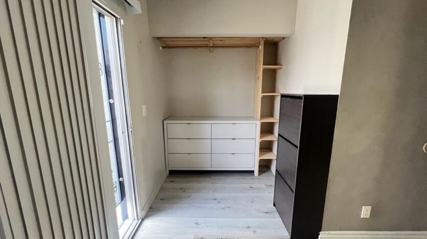 6020 Carmen Blvd - Las Vegas - Nevada - 1 bed, 1 bath rental property