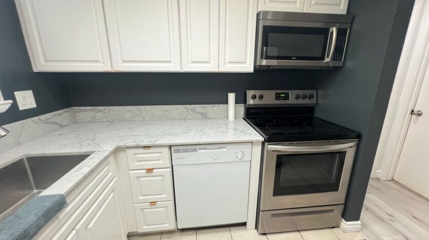 6020 Carmen Blvd - Las Vegas - Nevada - 1 bed, 1 bath rental property