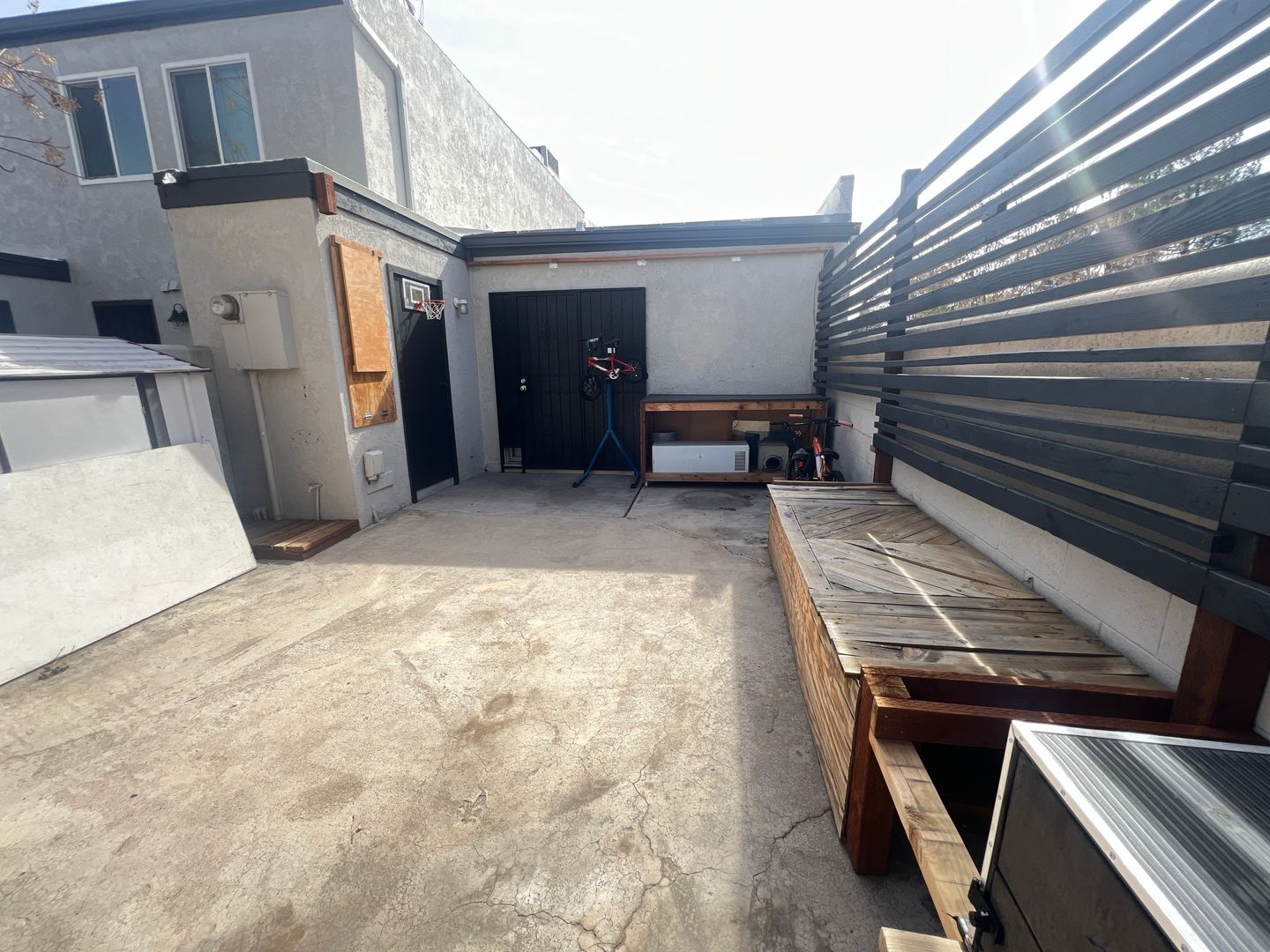 6020 Carmen Blvd - Las Vegas - Nevada - 1 bed, 1 bath rental property