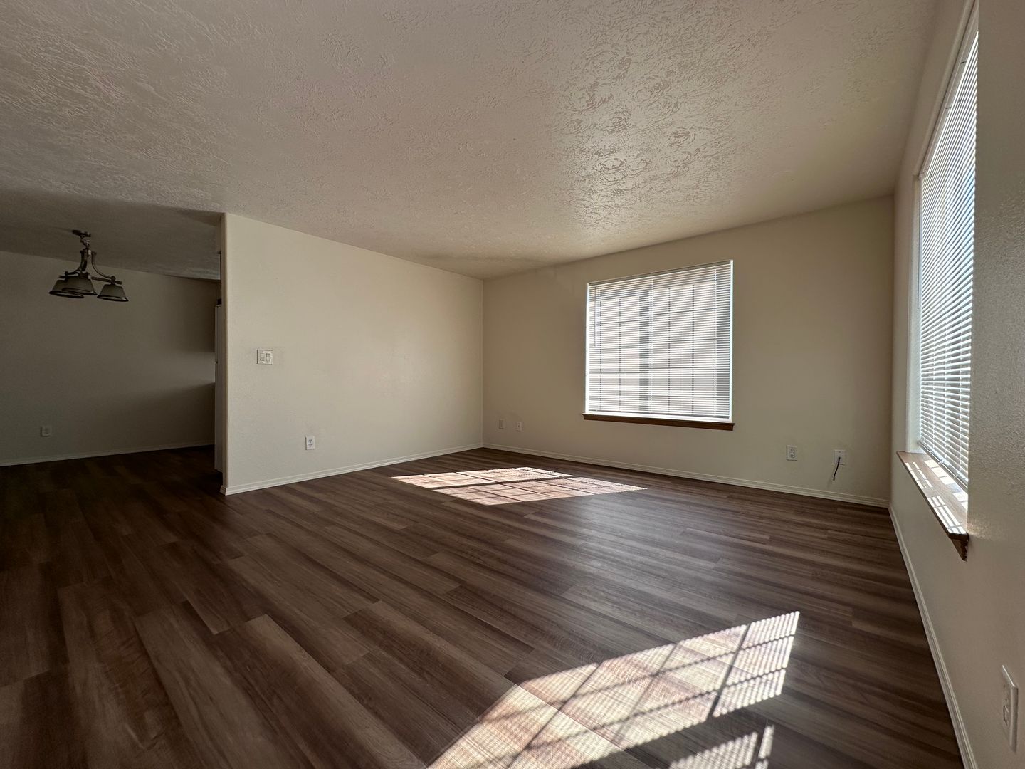 609 Lincoln Street - Fairview - Oregon - 3 bed, 2.5 bath rental property