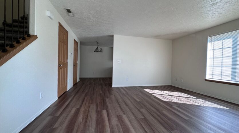 609 Lincoln Street - Fairview - Oregon - 3 bed, 2.5 bath rental property