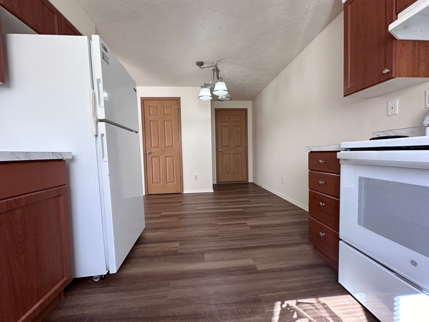 609 Lincoln Street - Fairview - Oregon - 3 bed, 2.5 bath rental property