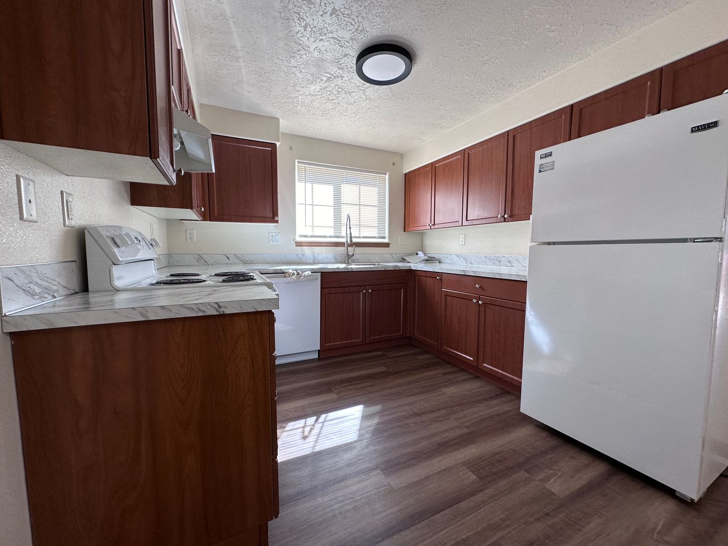 609 Lincoln Street - Fairview - Oregon - 3 bed, 2.5 bath rental property