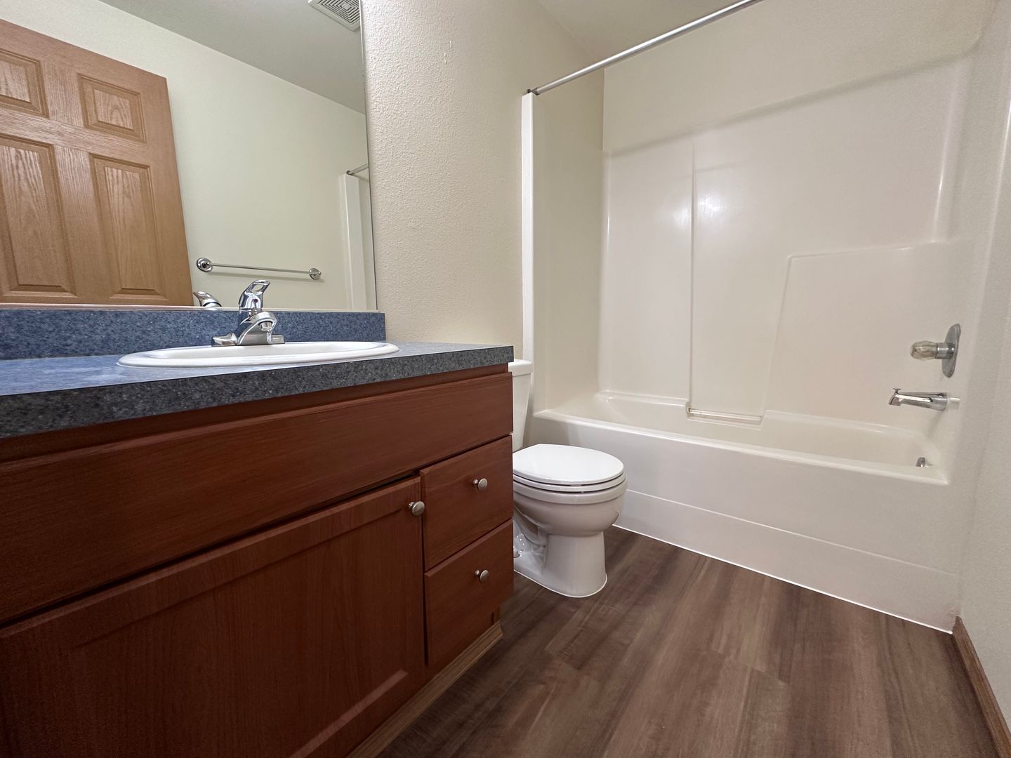 609 Lincoln Street - Fairview - Oregon - 3 bed, 2.5 bath rental property