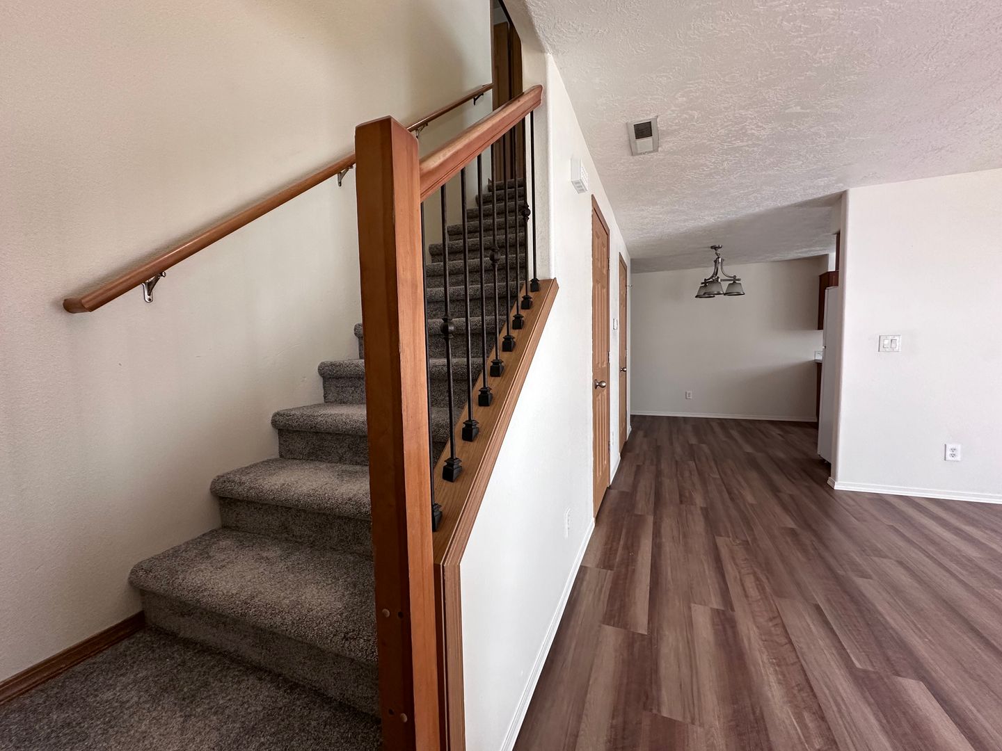 609 Lincoln Street - Fairview - Oregon - 3 bed, 2.5 bath rental property