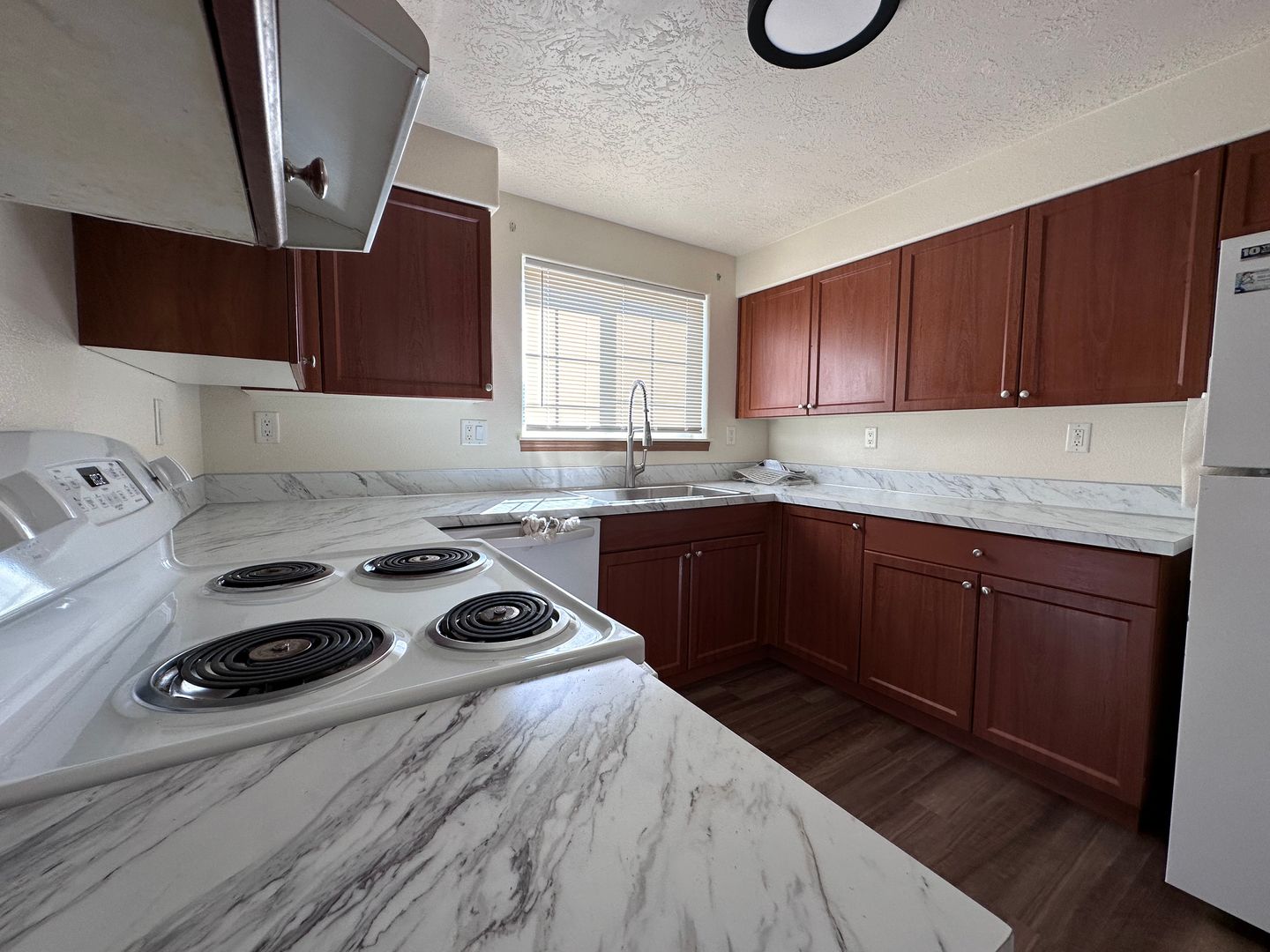 609 Lincoln Street - Fairview - Oregon - 3 bed, 2.5 bath rental property