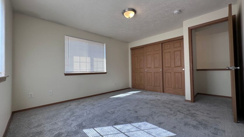 609 Lincoln Street - Fairview - Oregon - 3 bed, 2.5 bath rental property