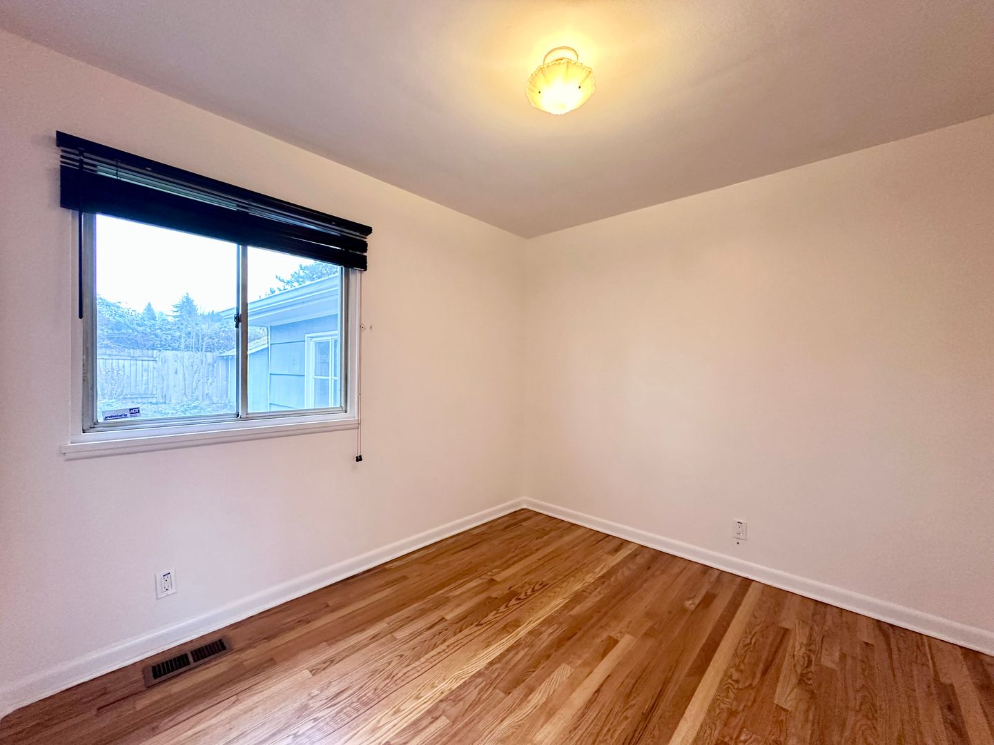 626 SE 49th Ave. - Portland - Oregon - 2 bed, 1 bath rental property