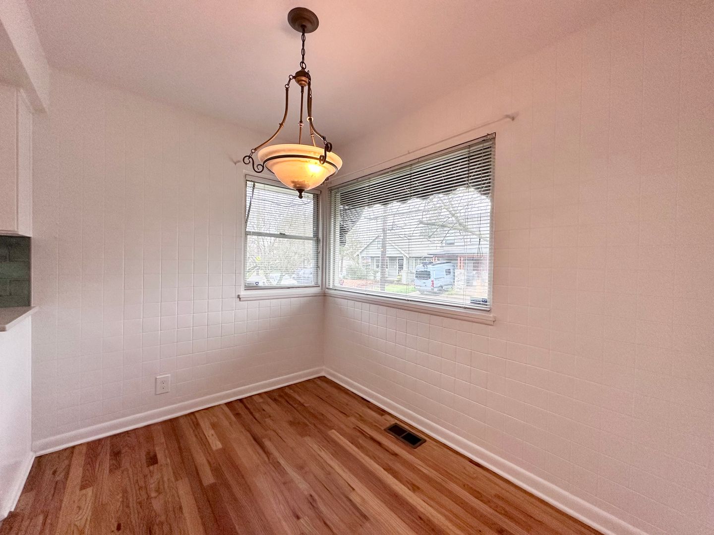 626 SE 49th Ave. - Portland - Oregon - 2 bed, 1 bath rental property