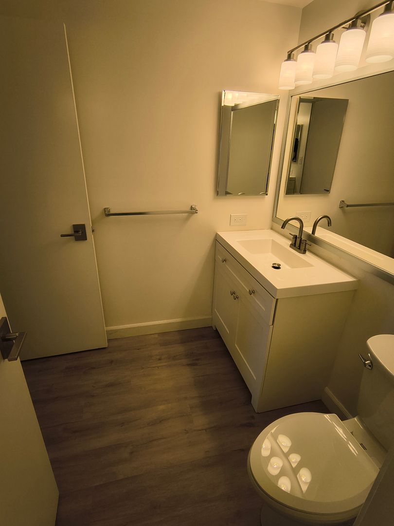 6363 Christie Ave #324 - Emeryville - California - 1 bed, 1 bath rental property