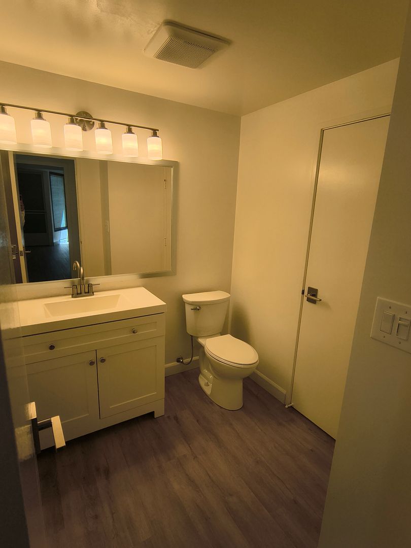 6363 Christie Ave #324 - Emeryville - California - 1 bed, 1 bath rental property