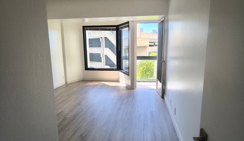 6363 Christie Ave #324 - Emeryville - California - 1 bed, 1 bath rental property